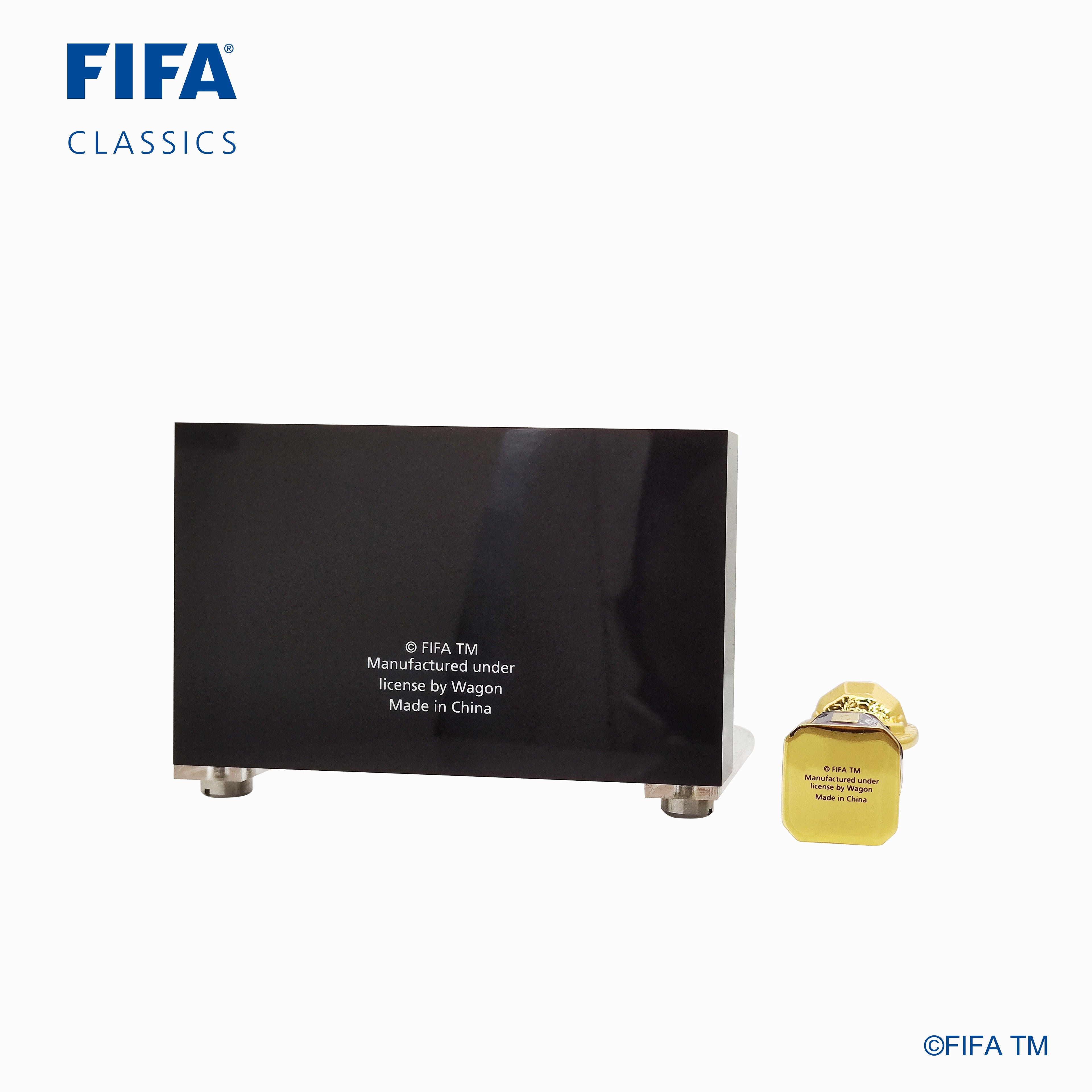 WORLD CHAMPION TROPHY REPLICA  URUGUAY